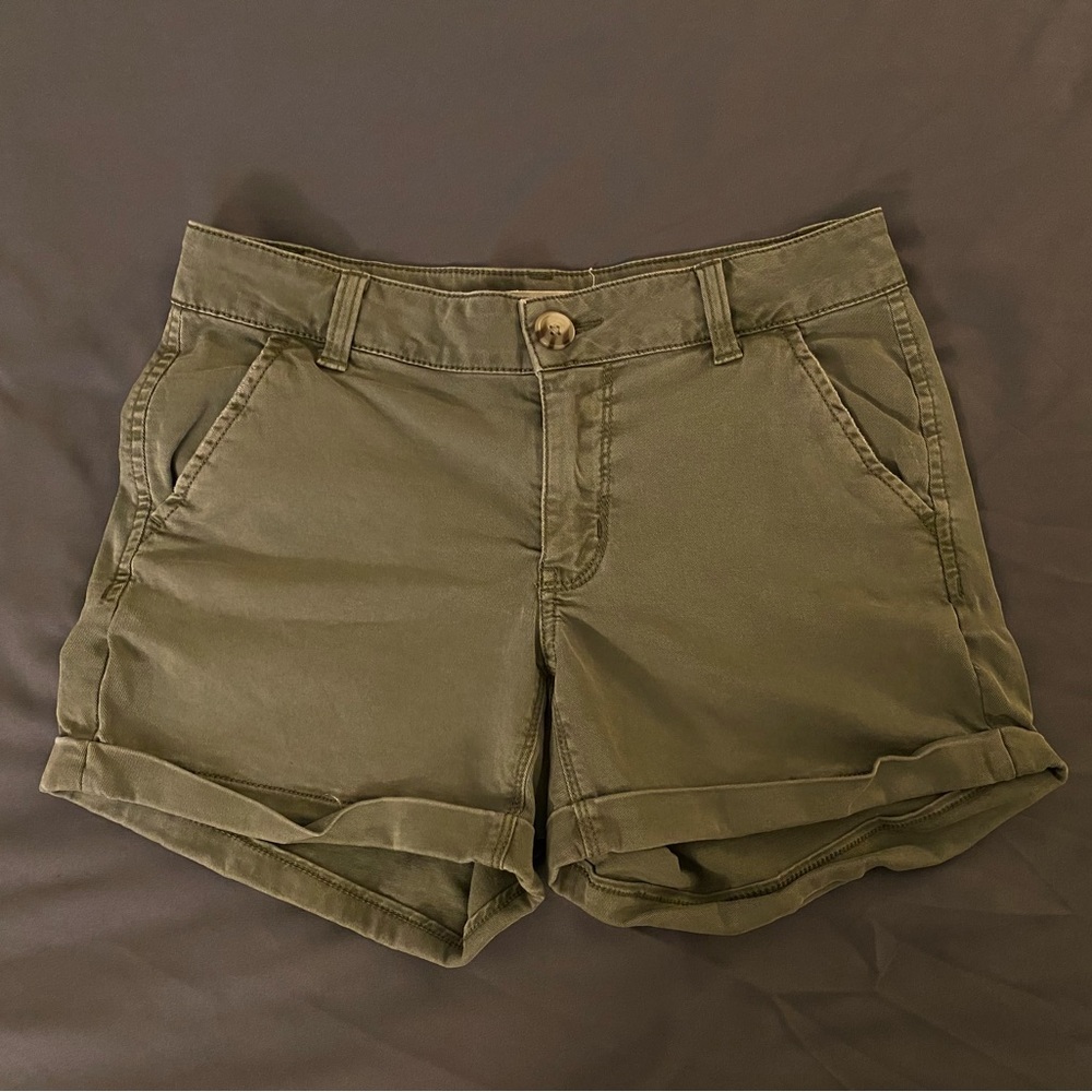 SO Army Green Shorts Size 5